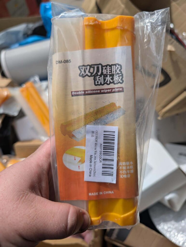 Pocket-friendly consumer goods from Amazon clearance supplies for TikTok and eBay reselling businesses
