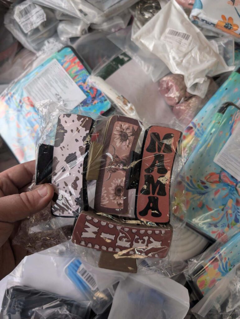 Bargain-priced retail items from Amazon surplus inventory for TikTok and Whatnot live streaming