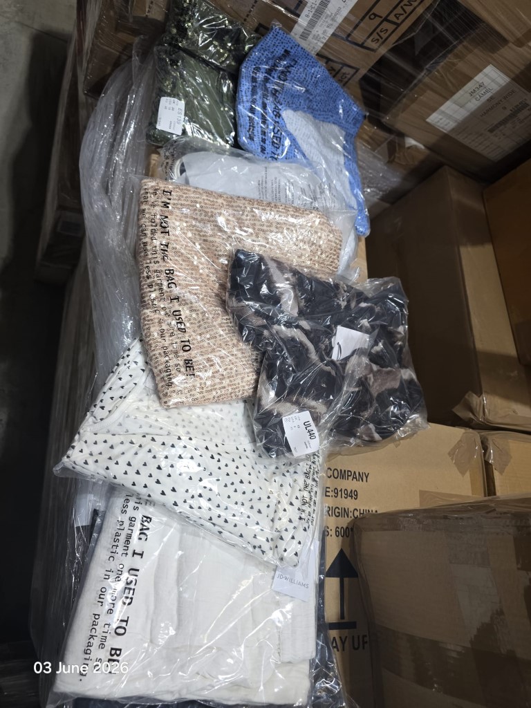 Brand new wholesale clothing stock from JD Williams Simply Be and Jacamo